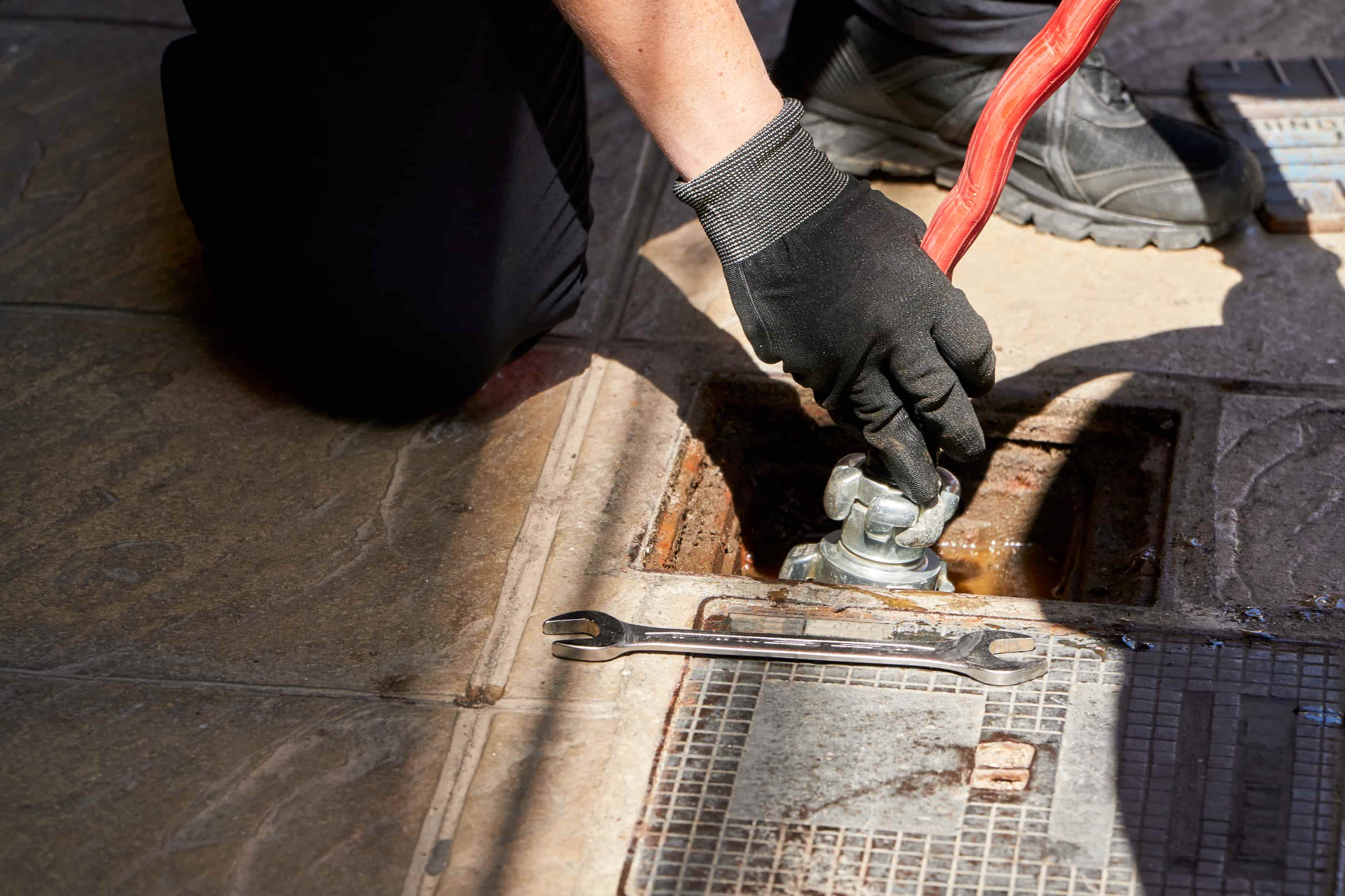 Hydro Jetting vs. Drain Snaking: Joplin, MO, Comparison